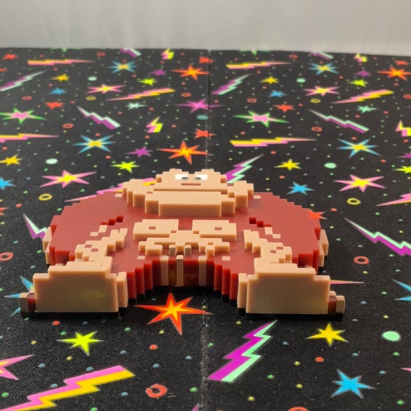 Pre-owned Jakks World of Nintendo 8-Bit Mario and Donkey Kong - Picture 9 of 16